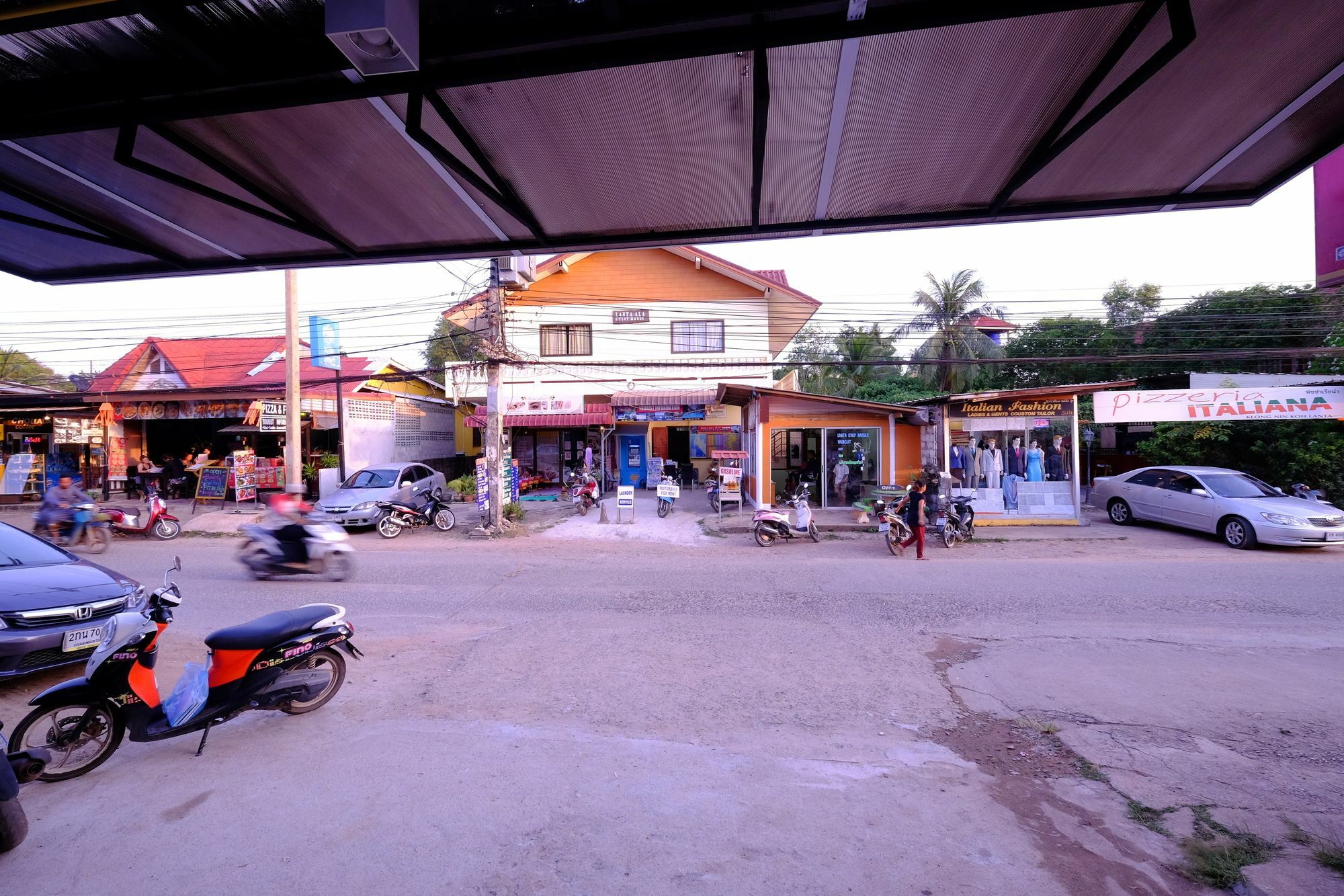 ホテル ランタ アット ランタ プレイス Ko Lanta エクステリア 写真